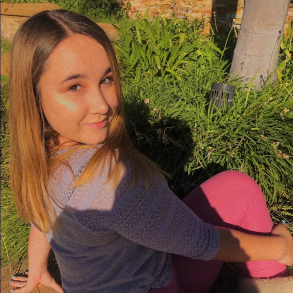 Meet me and my doggy 😊💕🌹 - Picture 7 of 7